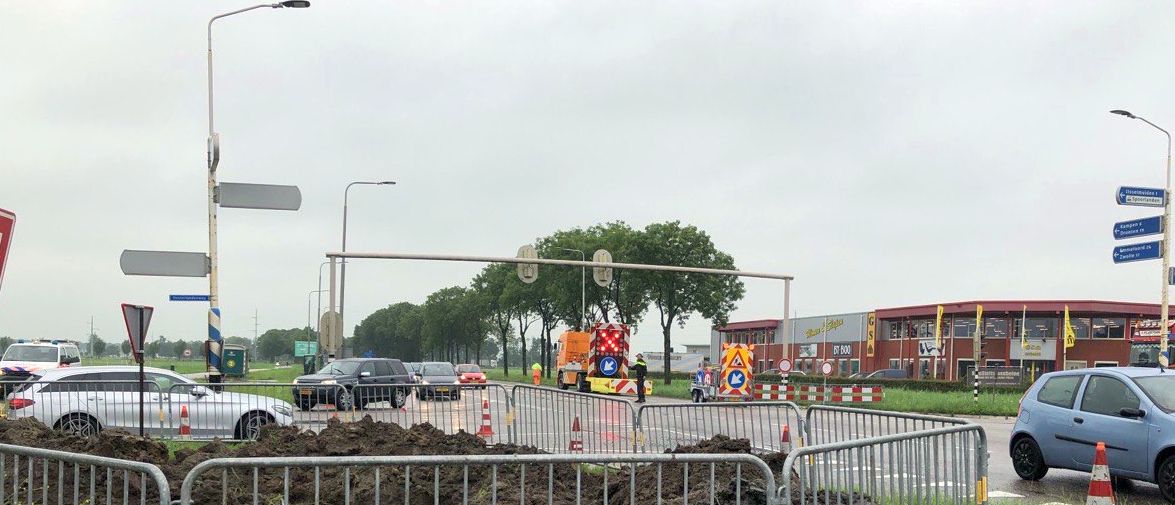 Ernstige verkeershinder Zwolseweg bij IJsselmuiden na aanrijding